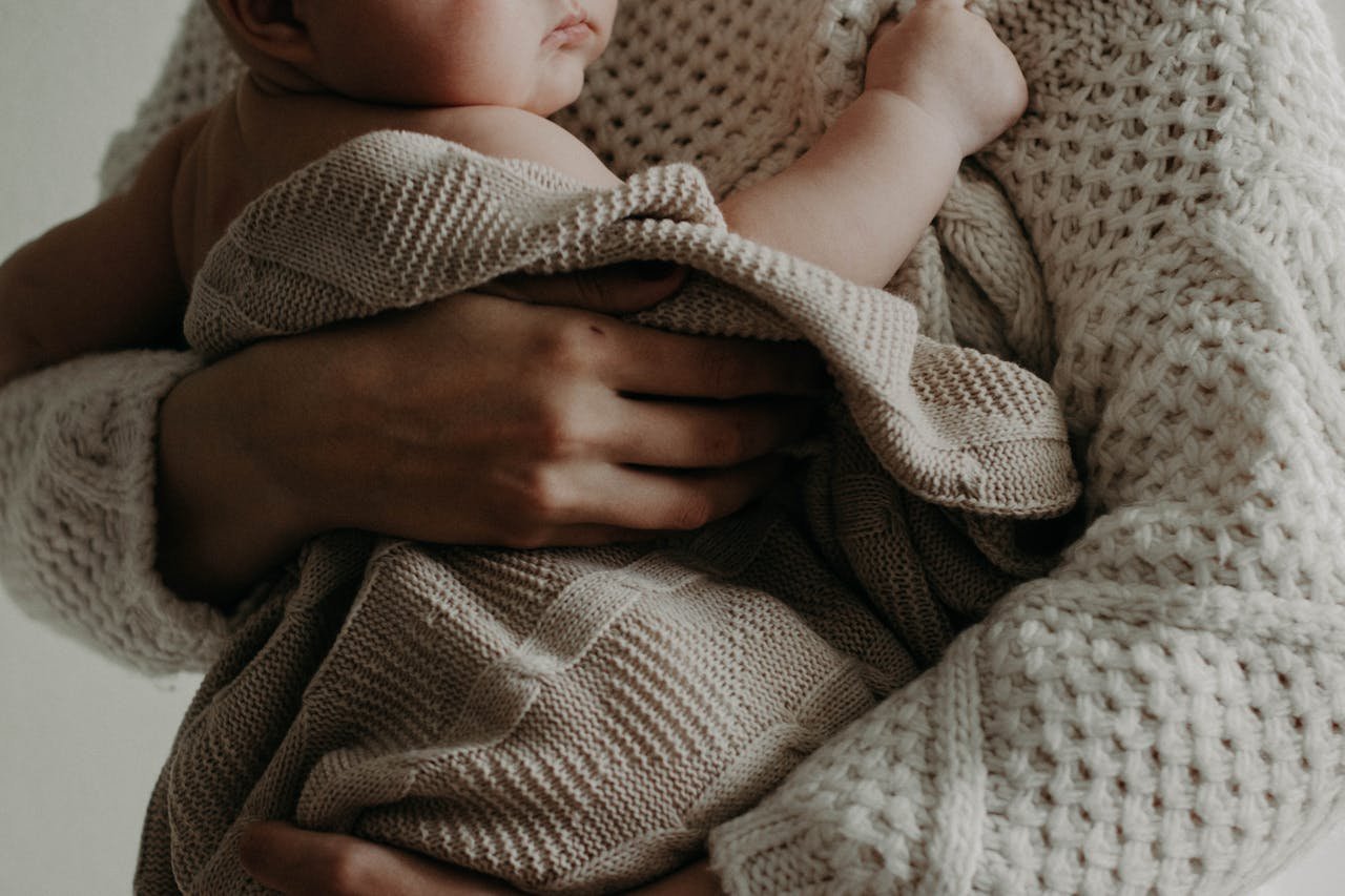 Best Yarn for Baby Blanket Picks